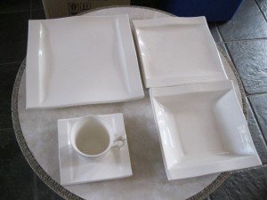 porcelain dinner set