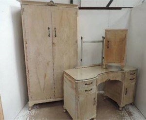 Pale Walnut Queen Anne Style Bedroom Suite of Shaped Dressing Table Double & Single Wardrobes & Bedside Cabinet.