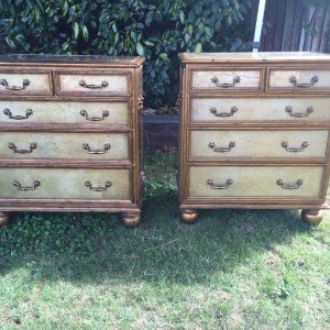 chest of drawers