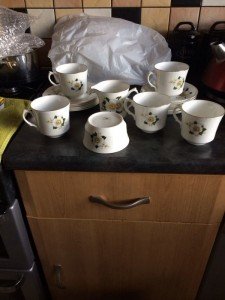 eighteen piece tea set