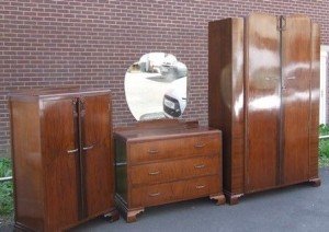 solid oak three piece bedroom suite