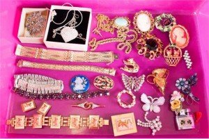 vintage costume jewellery