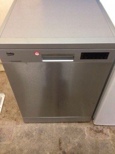 large capacity dishwasher