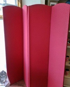 folding screen divider