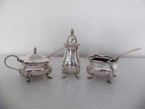 1930's Cruet set