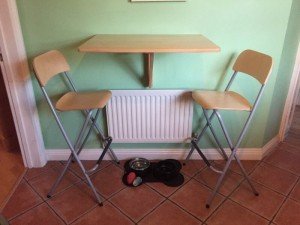 mounted breakfast bar