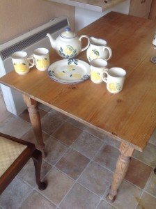 ceramic tea set