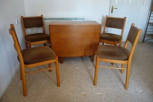 teak dining table