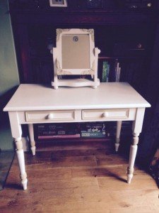 dressing table