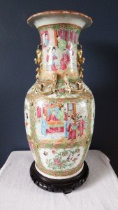 Canton Famille rose vase