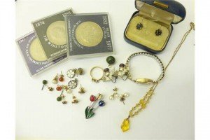 vintage jewellery