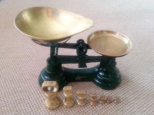 brass kitchen scale set,