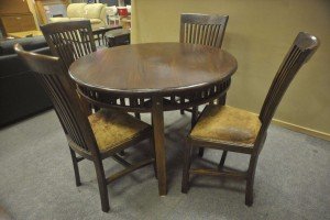 mahogany rustic table