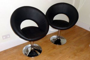 swivel bar stools