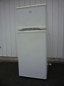 standing fridge freezer