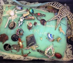 vintage Victorian brooches