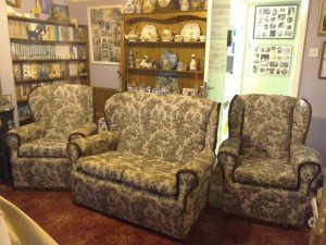 vintage sofa suite