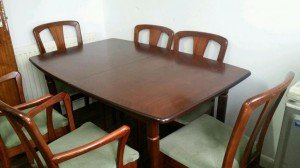 extendable dining table