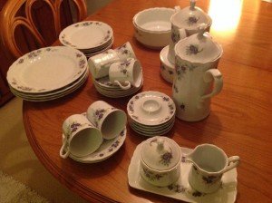 ceramic tea service
