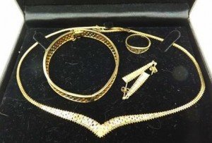 gold jewellery set