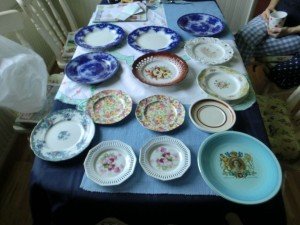 vintage dinner plates