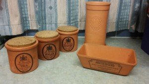 pottery kitchen items