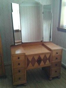 wooden vanity dresser,