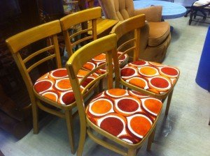 retro dining chairs