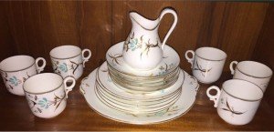 porcelain dinner service