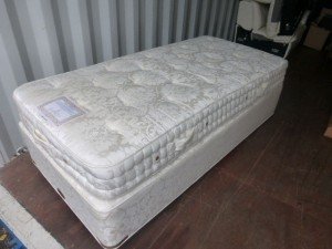 divan bed