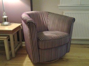 swivel tub chair