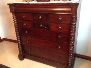 chest of drawers