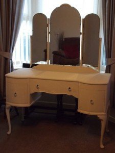 dressing table