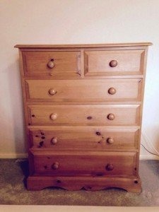 pine chest of drawers