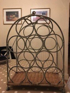 oval wine rack