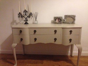 vanity dresser