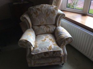 gentleman's armchair