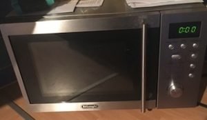 microwave oven