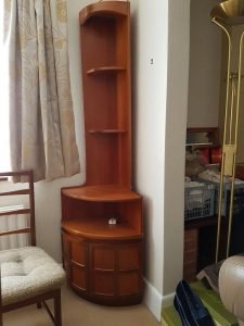 shelving unit