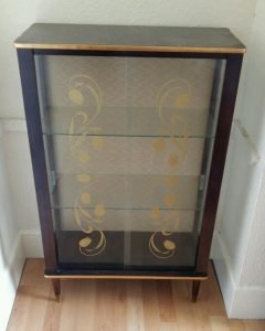 display cabinet