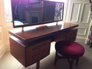 dressing table