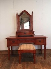 dressing table