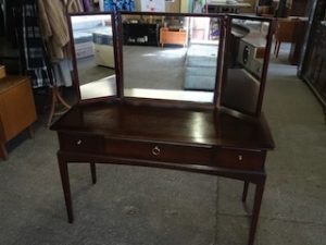 vanity dressing table