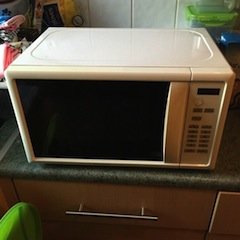 microwave oven