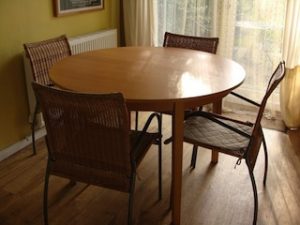 dining table,