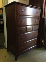 chest of drawers