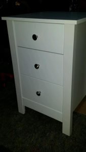 chest of drawers