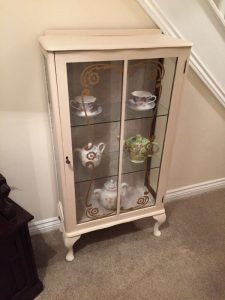 display cabinet