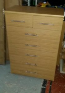 chest of drawers