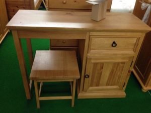 dressing table